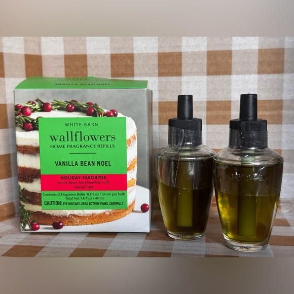 Bath & Body Works Other - NEW B&BW Vanilla Bean Noel 2 pack of wallflower refills
